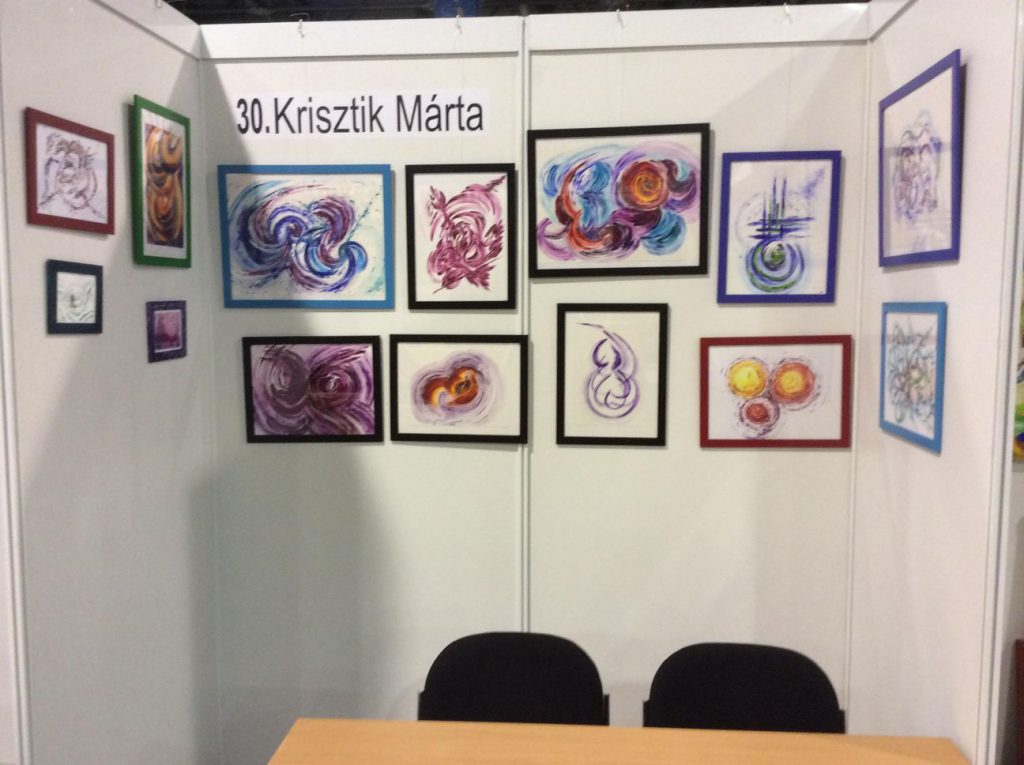 Festmények kiállításon